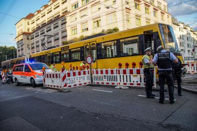 Stuttgart Ost: PKW von Stadtbahnerfasst